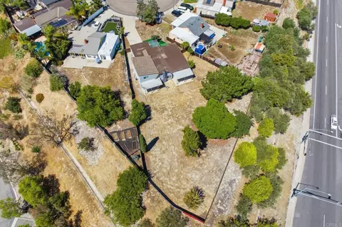 View/Area - 1965 Comanche, Oceanside, CA 92056 photo 3 of 4