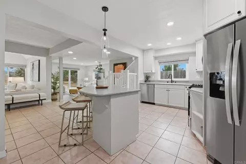 Kitchen - 1965 Comanche, Oceanside, CA 92056 photo 2 of 3