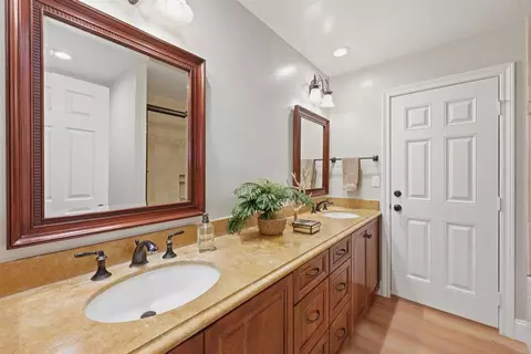 Bath - 418 Santa Dominga, Solana Beach, CA 92075 photo 4 of 5