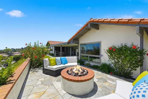 Exterior - 418 Santa Dominga, Solana Beach, CA 92075 photo 3 of 9