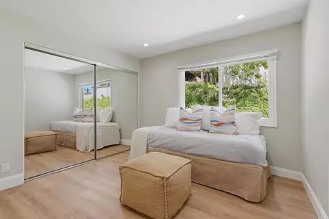 Bedroom - 418 Santa Dominga, Solana Beach, CA 92075 photo 8 of 9