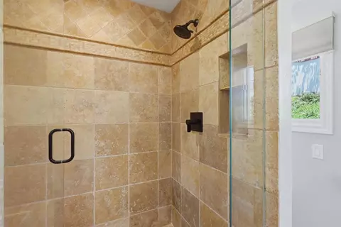 Bath - 418 Santa Dominga, Solana Beach, CA 92075 photo 3 of 5