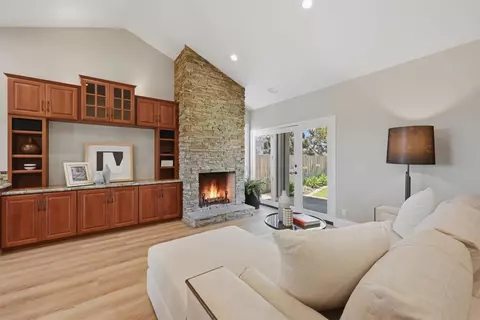 Living - 418 Santa Dominga, Solana Beach, CA 92075 photo 6 of 7