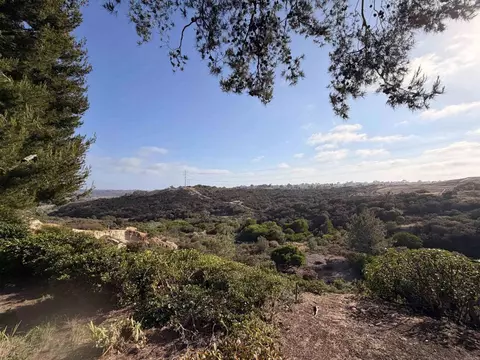 View/Area - 2168 Valleydale Ln, Encinitas, CA 92024 photo 2 of 2