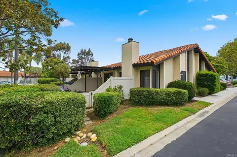 2168 Valleydale Ln, Encinitas, CA 92024