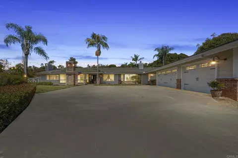 1929 Quail View Dr, Vista, CA 92084