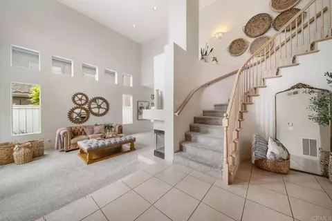 Entry Way - 369 Justina Dr, Oceanside, CA 92057 photo 2 of 8