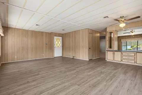 1010 E Bobier Dr #106, Vista, CA 92084 photo 8