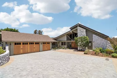 Exterior - 4955 Rancho Viejo Dr, Del Mar, CA 92014 photo 1 of 10