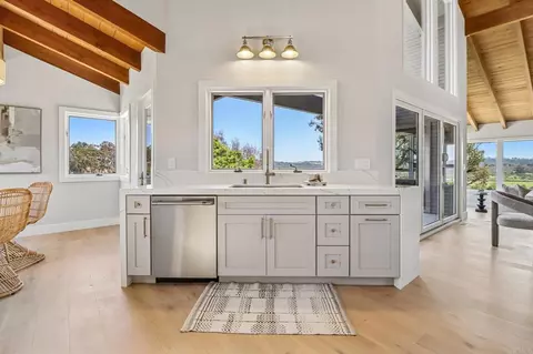 Kitchen - 4955 Rancho Viejo Dr, Del Mar, CA 92014 photo 4 of 5