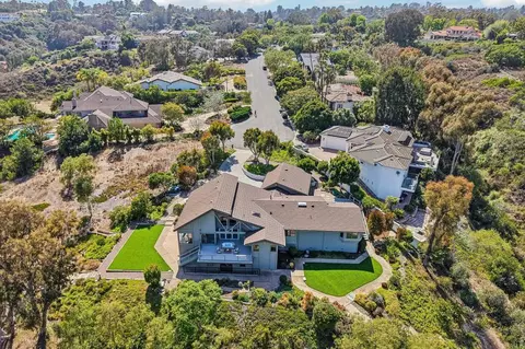 View/Area - 4955 Rancho Viejo Dr, Del Mar, CA 92014 photo 3 of 3