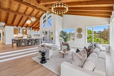 Living - 4955 Rancho Viejo Dr, Del Mar, CA 92014 photo 2 of 4