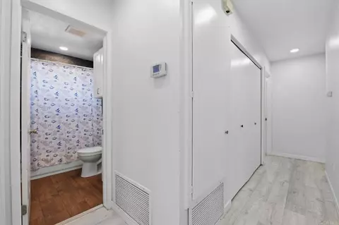 Entry Way - 656 Parker St, Oceanside, CA 92057 photo 2 of 2