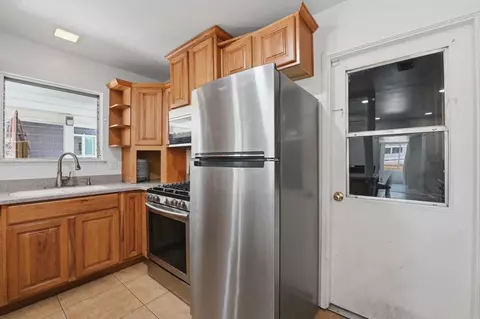 Kitchen - 656 Parker St, Oceanside, CA 92057 photo 1 of 2
