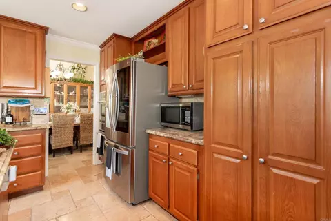 Kitchen - 1810 Olympus Loop Dr, Vista, CA 92081 photo 3 of 4