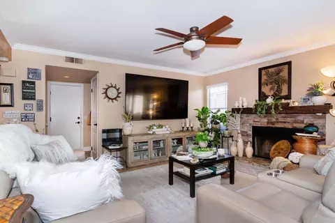 Living - 1810 Olympus Loop Dr, Vista, CA 92081 photo 3 of 4