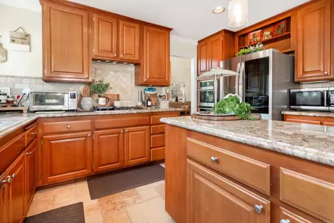 Kitchen - 1810 Olympus Loop Dr, Vista, CA 92081 photo 1 of 4