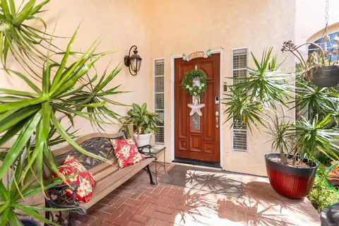 Entry Way - 1810 Olympus Loop Dr, Vista, CA 92081 photo 1 of 3