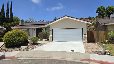 6338 Del Cerro Ct, San Diego, CA 92120