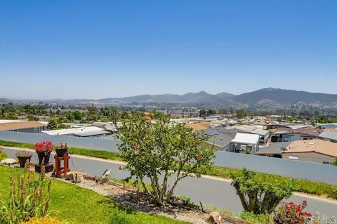 1930 W San Marcos Blvd #14, San Marcos, CA 92078