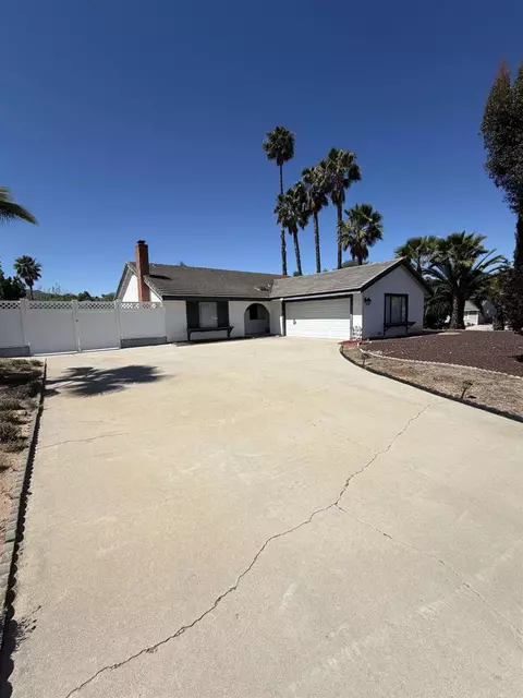 23601 Barrego Way, Ramona, CA 92065