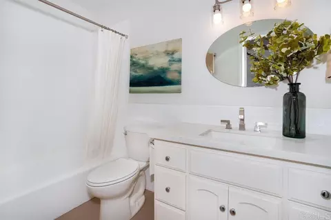 Bath - 209 Rodney, Encinitas, CA 92024 photo 1 of 3