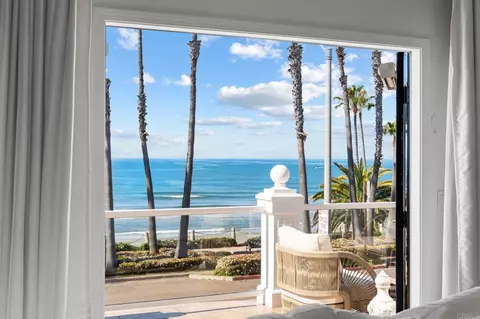 View/Area - 208 S Pacific St, Oceanside, CA 92054 photo 3 of 10