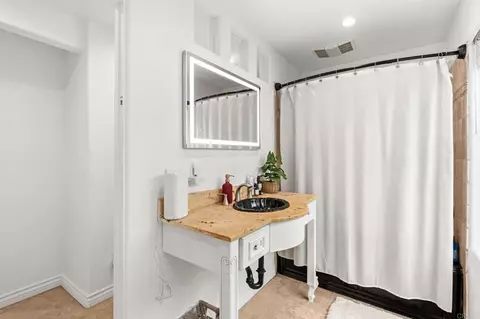 Bath - 208 S Pacific St, Oceanside, CA 92054 photo 2 of 2
