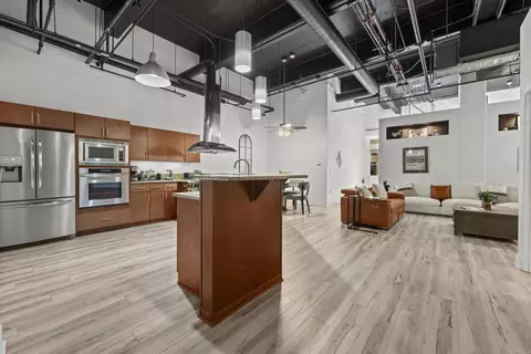 950 6th Ave #545, San Diego, CA 92101