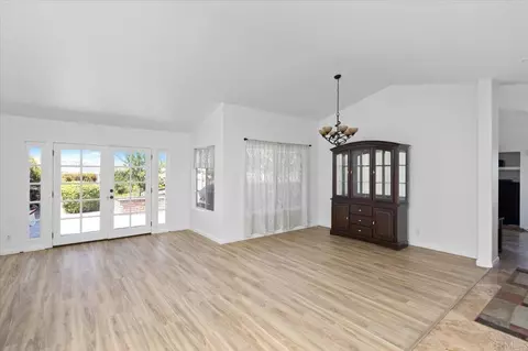 Living - 878 Rivertree Dr, Oceanside, CA 92058 photo 1 of 2