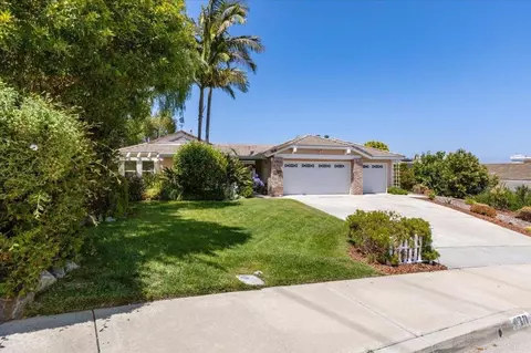 Exterior - 878 Rivertree Dr, Oceanside, CA 92058 photo 2 of 9