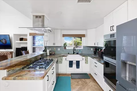 Kitchen - 878 Rivertree Dr, Oceanside, CA 92058 photo 1 of 3