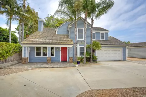 Exterior - 217 Sanford St, Encinitas, CA 92024 photo 2 of 9