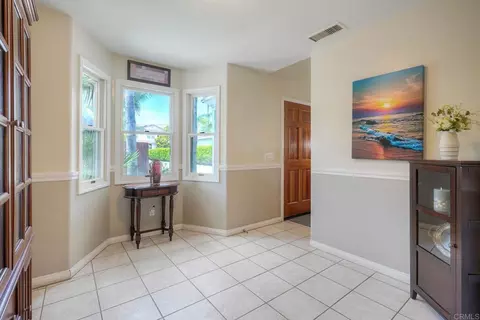 Entry Way - 217 Sanford St, Encinitas, CA 92024 photo 1 of 1