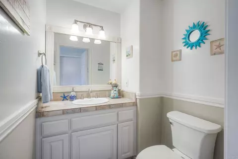 Bath - 217 Sanford St, Encinitas, CA 92024 photo 1 of 5