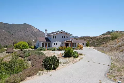 Exterior - 2670 Vista Del Rio, Fallbrook, CA 92028 photo 3 of 5