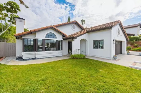 Exterior - 1358 Blue Heron Ave, Encinitas, CA 92024 photo 3 of 10