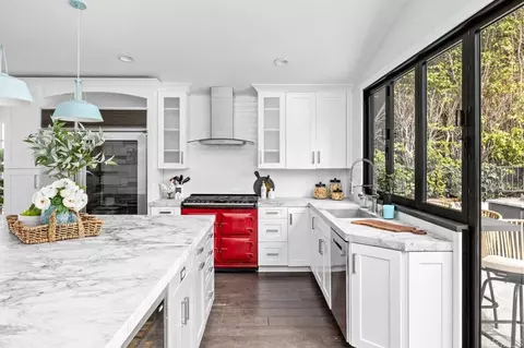Kitchen - 1358 Blue Heron Ave, Encinitas, CA 92024 photo 3 of 3