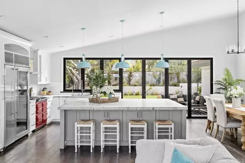 Kitchen - 1358 Blue Heron Ave, Encinitas, CA 92024 photo 2 of 3