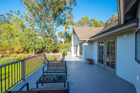 Exterior - 2730 Mountain View Dr, Escondido, CA 92027 photo 5 of 19
