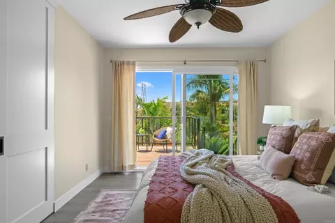 Bedroom - 2285 Valley Rd, Oceanside, CA 92056 photo 3 of 4