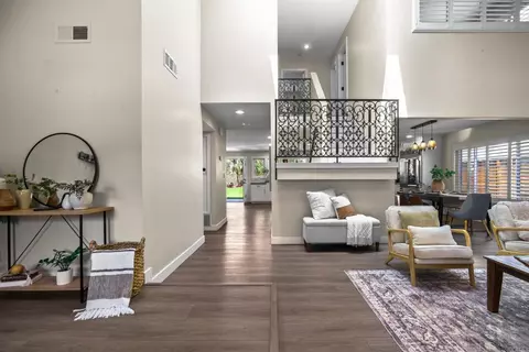 Entry Way - 2285 Valley Rd, Oceanside, CA 92056 photo 1 of 5
