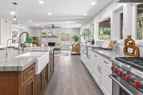 Kitchen - 2285 Valley Rd, Oceanside, CA 92056 photo 4 of 7