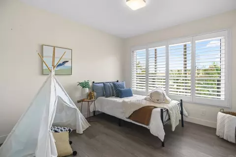 Bedroom - 2285 Valley Rd, Oceanside, CA 92056 photo 1 of 4