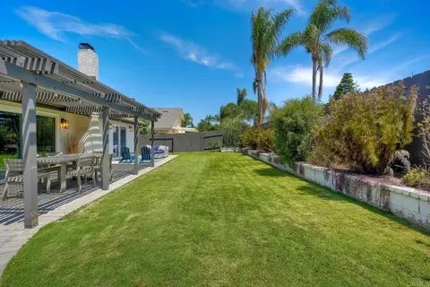 Exterior - 141 Solace Ct, Encinitas, CA 92024 photo 4 of 6