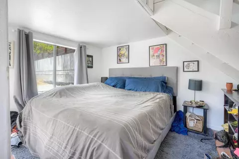 Bedroom - 1524 N Coast Hwy 101, Encinitas, CA 92024 photo 1 of 4