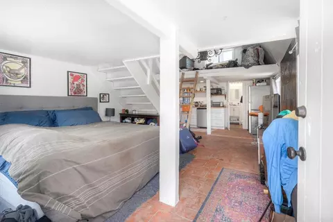 Bedroom - 1524 N Coast Hwy 101, Encinitas, CA 92024 photo 3 of 4
