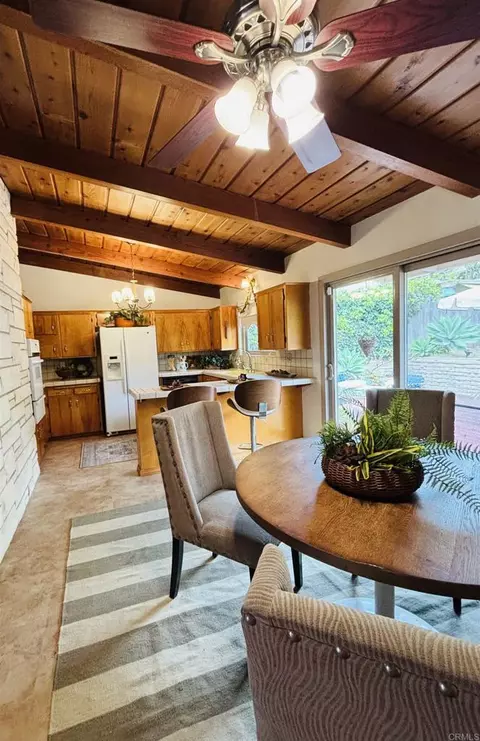 Dining - 3230 Eureka Pl, Carlsbad, CA 92008 photo 2 of 4