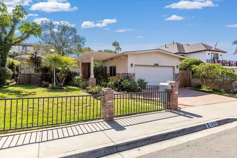 Exterior - 3230 Eureka Pl, Carlsbad, CA 92008 photo 3 of 7