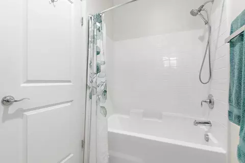 Bath - 23029 Stokes Rd, Ramona, CA 92065 photo 3 of 6